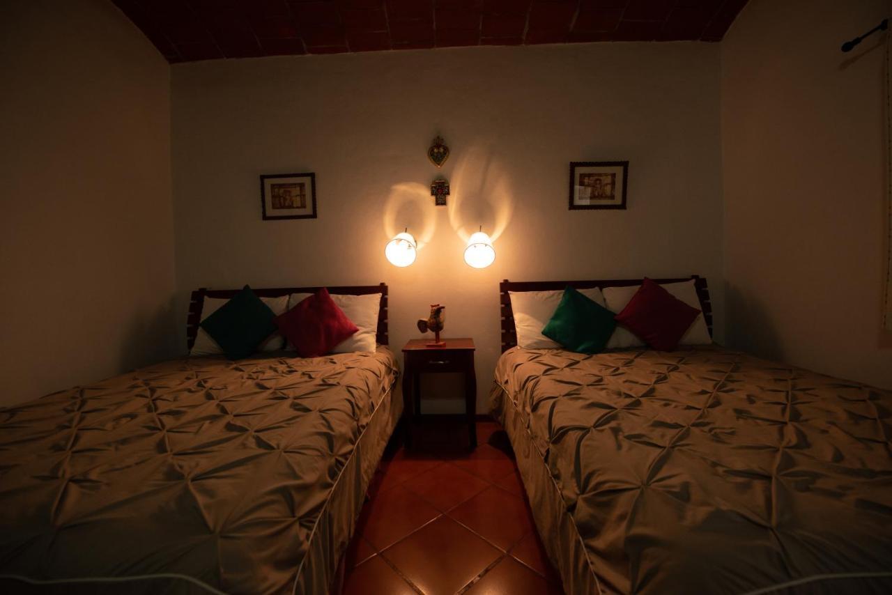 Las Mariposas Hotel & Studios Oaxaca Экстерьер фото