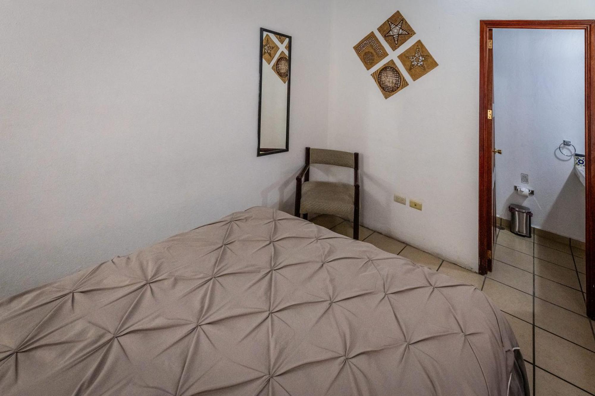 Las Mariposas Hotel & Studios Oaxaca Экстерьер фото